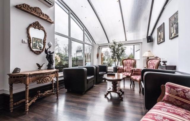 Przezmierowo Bed & Breakfast | Wzgórze Toskanii Conferences & Restaurant