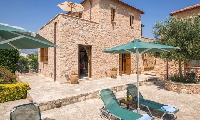 Vamos Villa | Xatheri-Aretousa villa