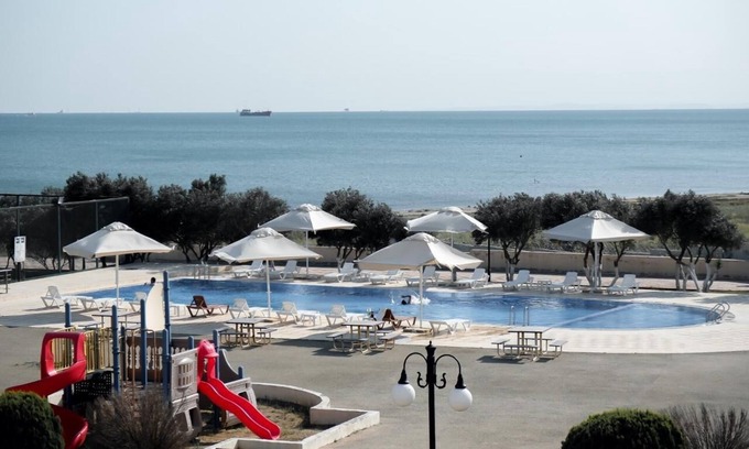 Sabayil Villa | Xazri Villas 4-bedroom villa in brilliant Baku with AC, WiFi. Enjoy your stay