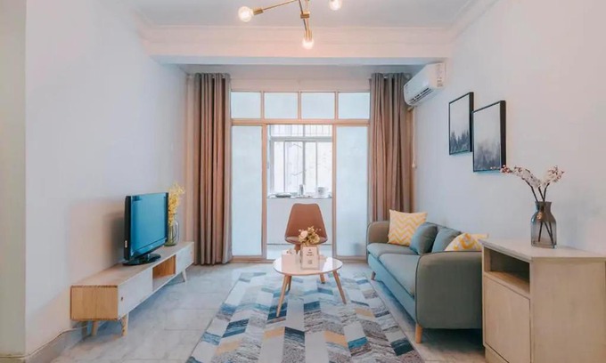 Xi’an City Center Apartment | Xi'an Beilin·Yongning Gate· Locals Apartment 00166200