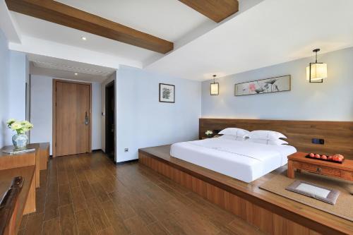 Yangshuo Hotel | Xianchuang landscape Garden Hotel Yangshuo West Street Lijiang River