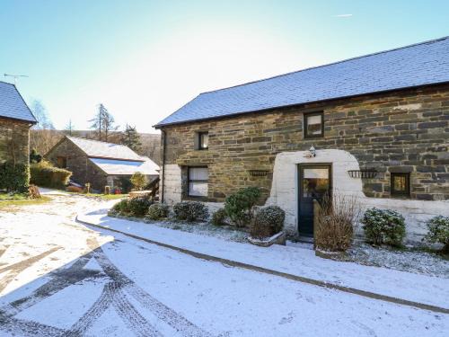 Llanybydder House | Y Cartws