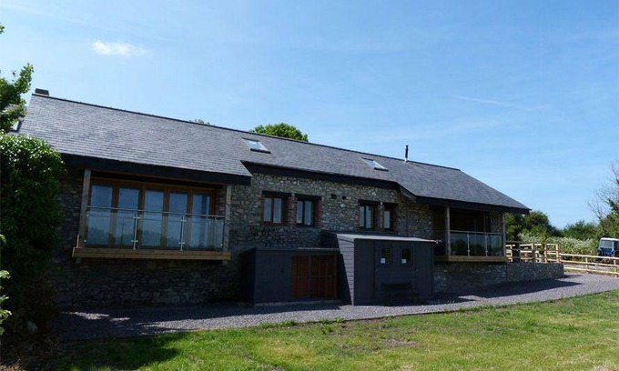 Barry Cottage | Y Cudyll Coch