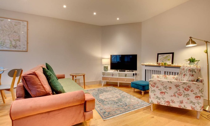 Pentrefelin Cottage | Y Cwtsh