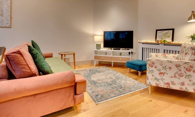 Pentrefelin House | Y Cwtsh in the beautiful Llandeilo