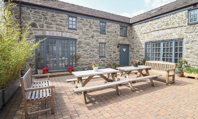 Bodffordd Cottage | Y FRAN, family friendly, country holiday cottage in Llangefni