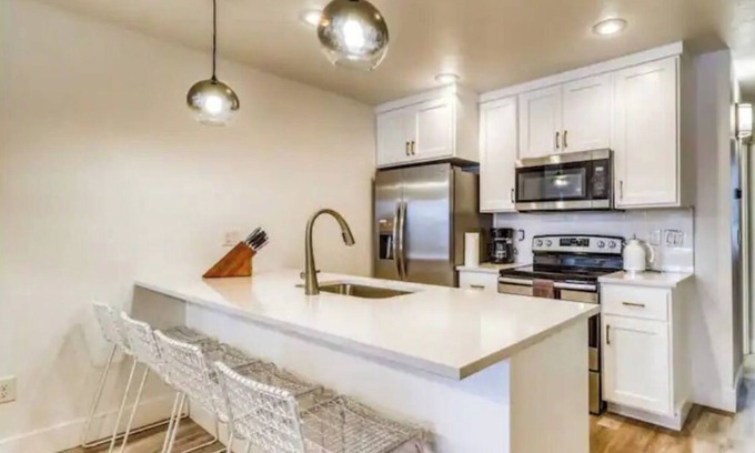 McCall House | "Y Knot at 310" McCall Condo