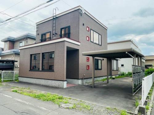 Chitose Apartment | Y'sハウス