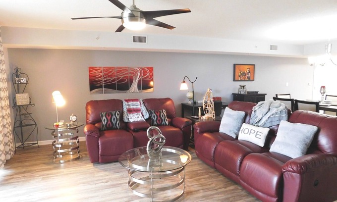 North Myrtle Beach Condo | Yacht Club Villas #1-202 Impressive & Comfortable Villa in Barefoot Resort!