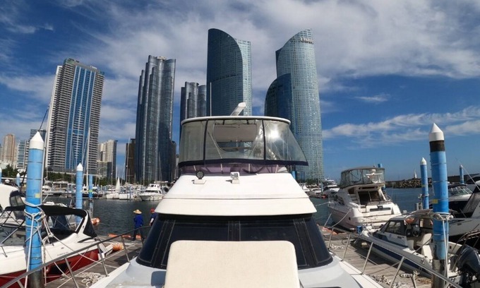 Haeundae Boat Rental | Yacht King
