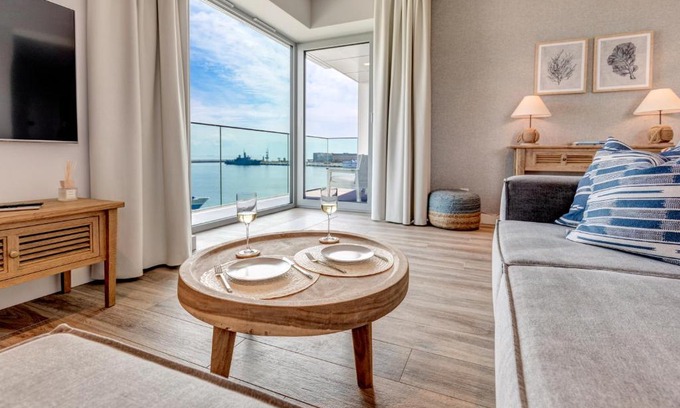 Srodmiescie Apartment | Yacht Park Marina by AmberBlue