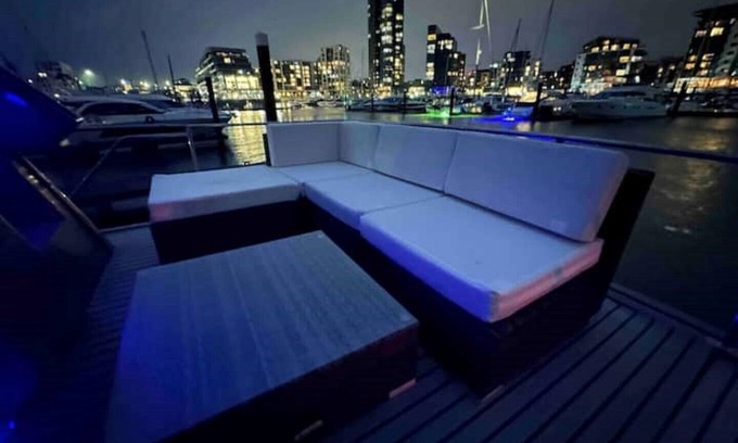Southampton Boat Rental | Yacht ‘X’ - 44 foot modern yacht on 5 star Marina