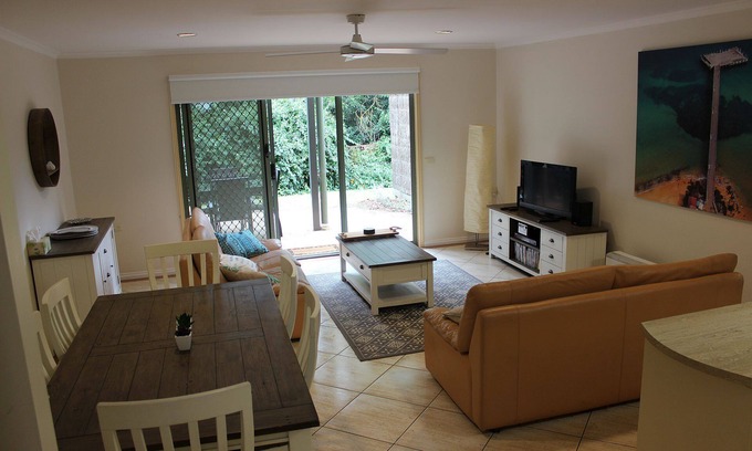 Cowes Villa | Yackataya at Cowes - Two Bedroom Villa, Sleeps 5