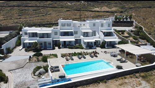 Panormos Apartment | Yakinthos Residence