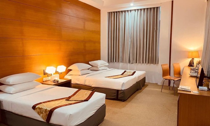 Botahtaung House | Yama Hotel & Rooftop Bar