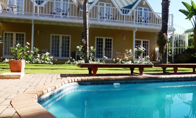 Oudtshoorn House | @Yamkela Guest House