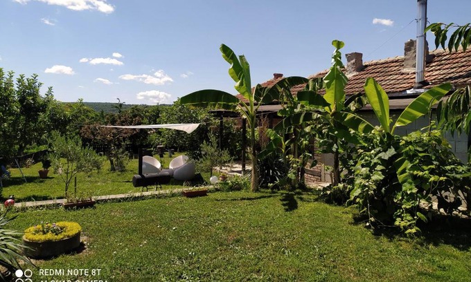 Shkorpilovtsi House | Yanakievi