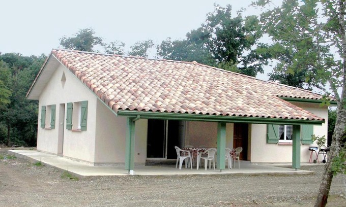 Benquet House | Yaou