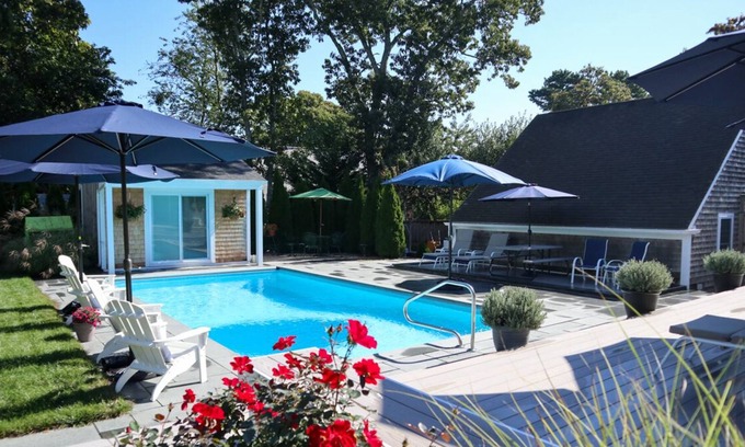 Yarmouth Port House | Yarmouth Port, Renovated Single Level Living, 30' Pool: 032-Y