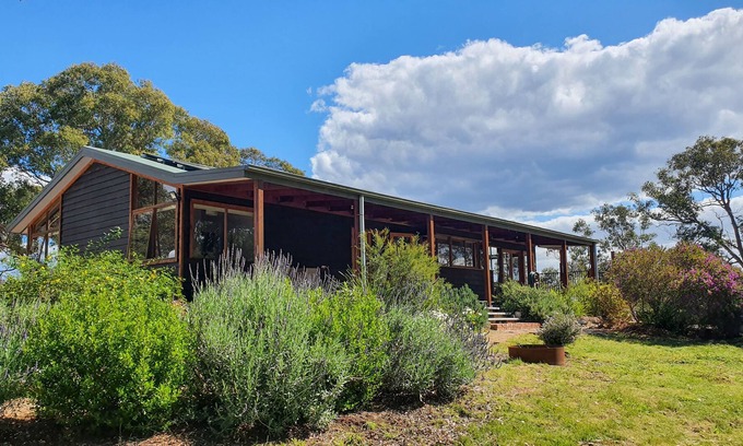 Cottles Bridge House | Yarra Valley Bush Sanctuary 30 acre Private Retreat
