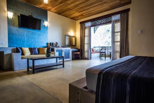 Pathahewaheta Hotel | Yasmin Hill Longevity Oasis