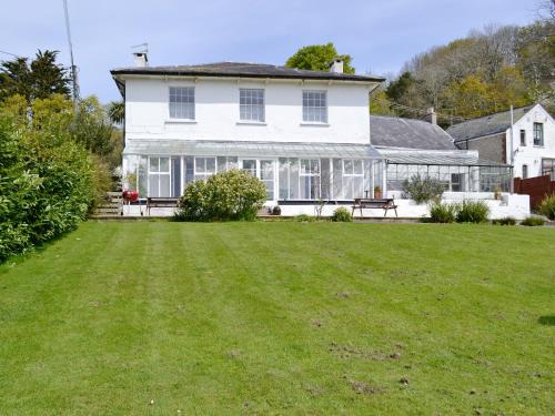 Lyme Regis House | Yawl House