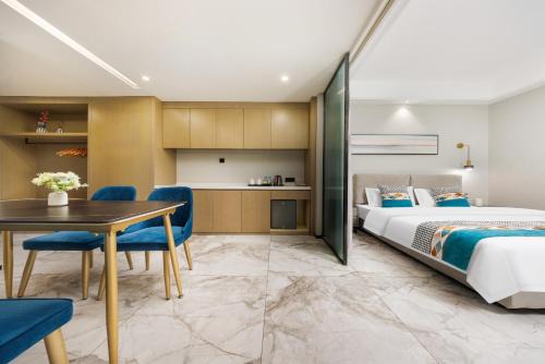 Donghu District Hotel | YC Hotel Haikou