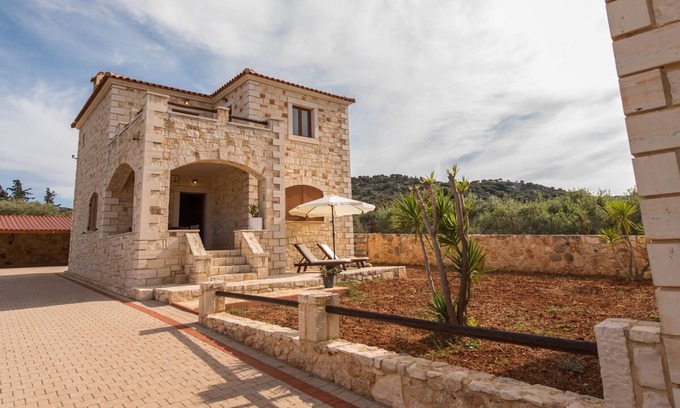 Old Hersonissos Villa | Ydria Villa C Stonebuild