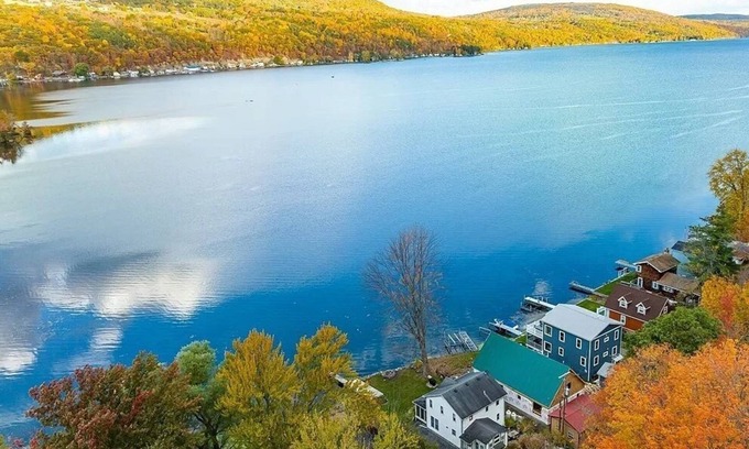 Middlesex House | Year-round, beautiful lake front home on Canandaigua Lake. 20-min to Ski Resorts