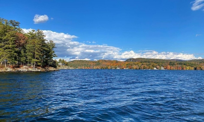 Crystal Beach House | Year-round lake home with no shower/flushing restrictions