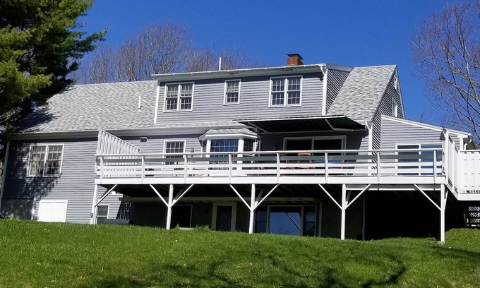 Damariscotta House | Year Round Rental Overlooking Damariscotta River
