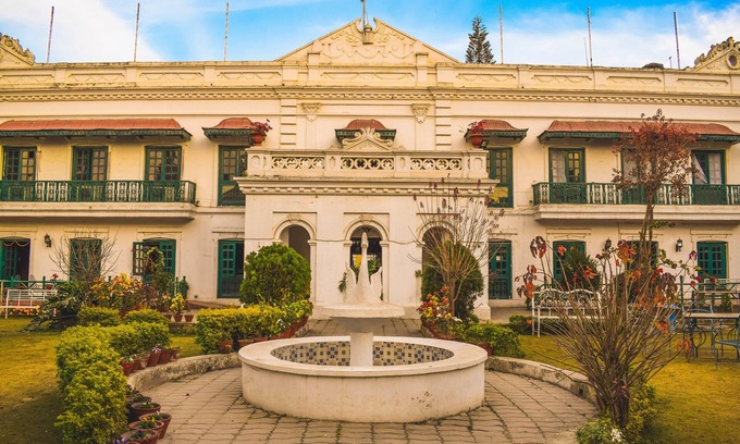Lalitpur Apartment | Yellow Durbar Apartment and Lounge