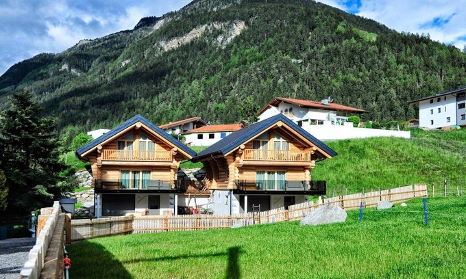 Pfunds Ski Chalet | Yellowstone by Summit Lodges