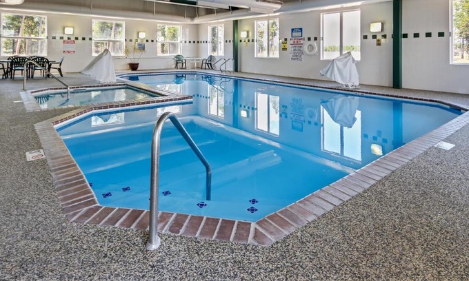 West Yellowstone Hotel | Yellowstone West Gate Hotel