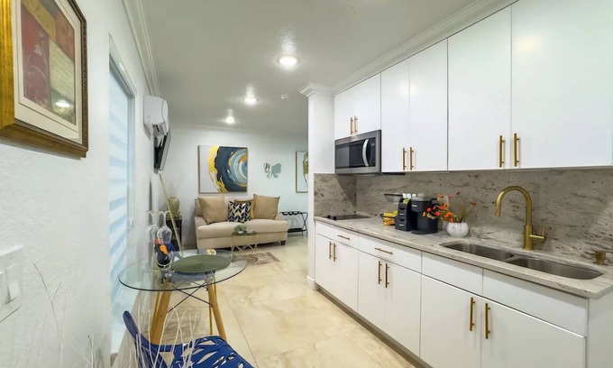 Orlando Apartment | Yens Cozy Apartment - No sharing Areas