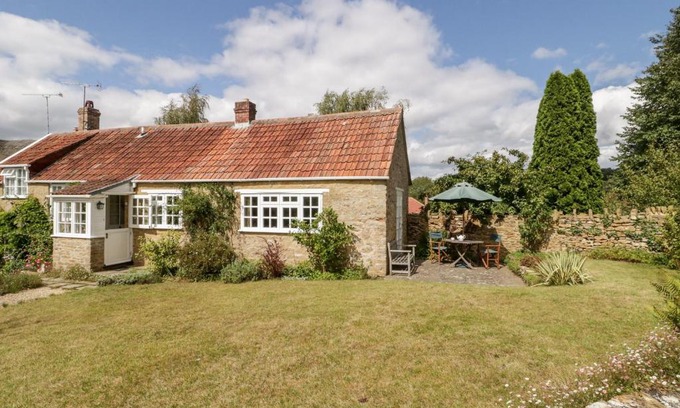 West Chinnock House | Yeoman Cottage