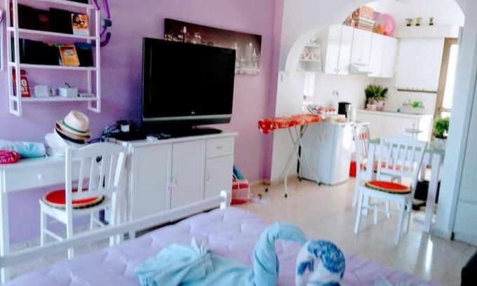 Chlorakas Apartment | Yiota's Cute Studio