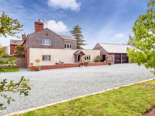 Whitchurch House | Yocking Gate Mews