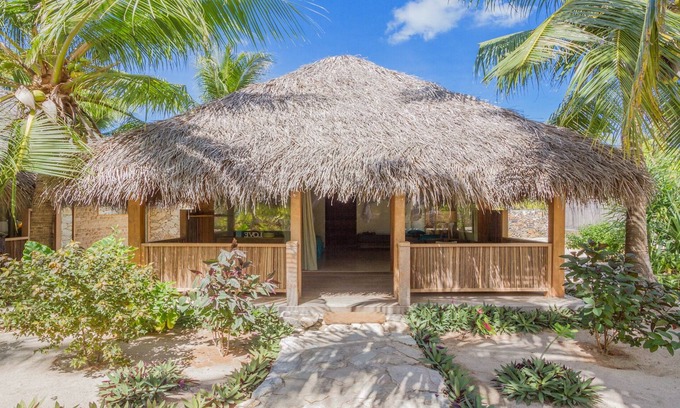 Rote Island House | Yoga Garden Bungalow on Rote Island