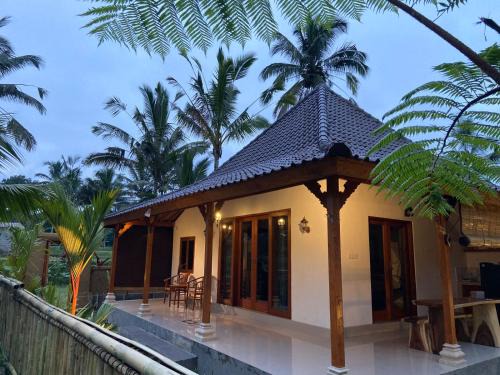 Taro House | Yoga's House Taro