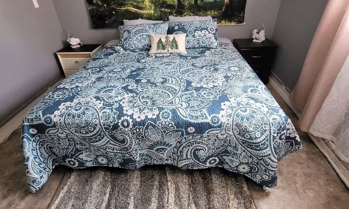 Jamestown House | Yogi Suites #1 Charming 2-beds in Jamestown Chautauqua Lake AC WiFi SPA Shower