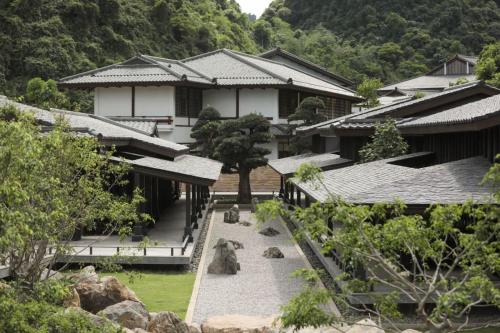 Cam Pha Resort | Yoko Onsen Quang Hanh