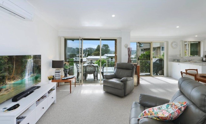 Avoca Beach Apartment | Yonder - Delightful Hideaway