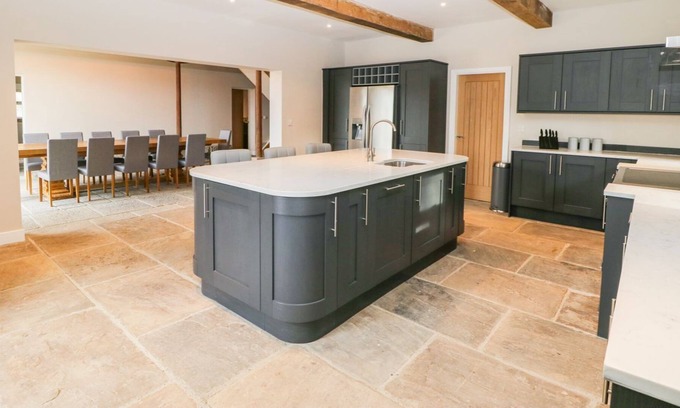 Rishworth House | Yorkshire Holiday Barn Friends and Families