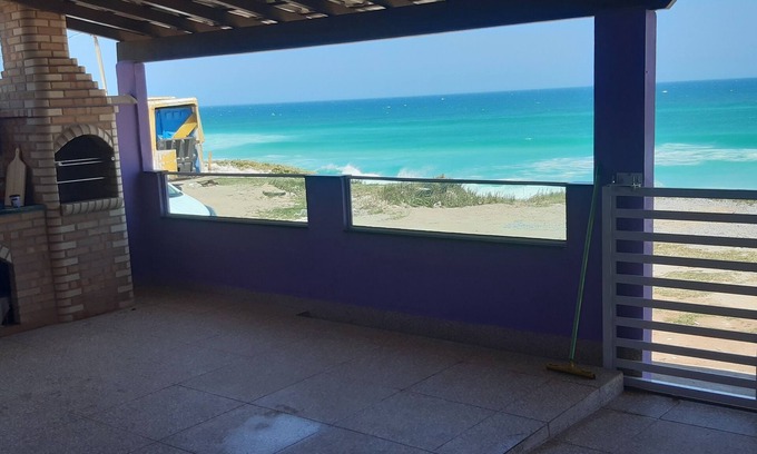 Arraial do Cabo House | You in Paradise in Arraial do Cabo, amazing house facing the beach. Do not miss it !