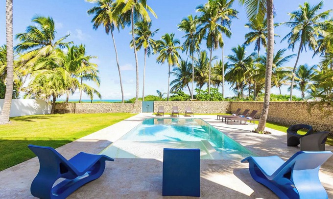 Cabarete Villa | You'll never want to leave! Beachfront Villa with Stunning Sea Views