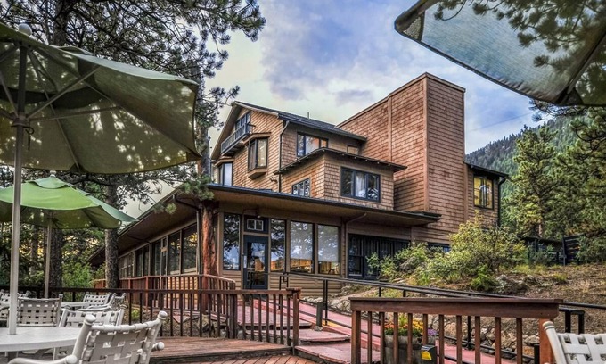 Estes Park Apartment | You May Never Want to Leave! Peaceful Lodge in Forest Setting, Pool