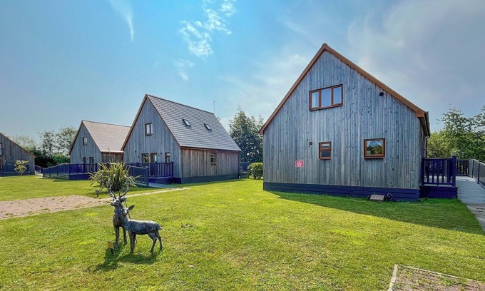 Brigg Cottage | You’ll love the generous space, perfect for large groups.