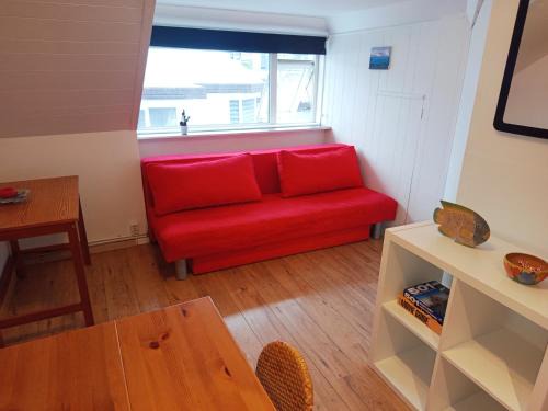 Vestmannaeyjar Apartment | Your budget-friendly apartment for up to 5!