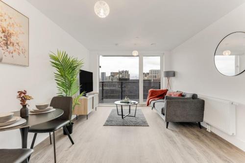 Canning Town South Apartment | Your Cozy Canny Town Haven 2